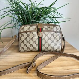 Vintage Gucci Sherry line GG Pattern Crossbody Bag